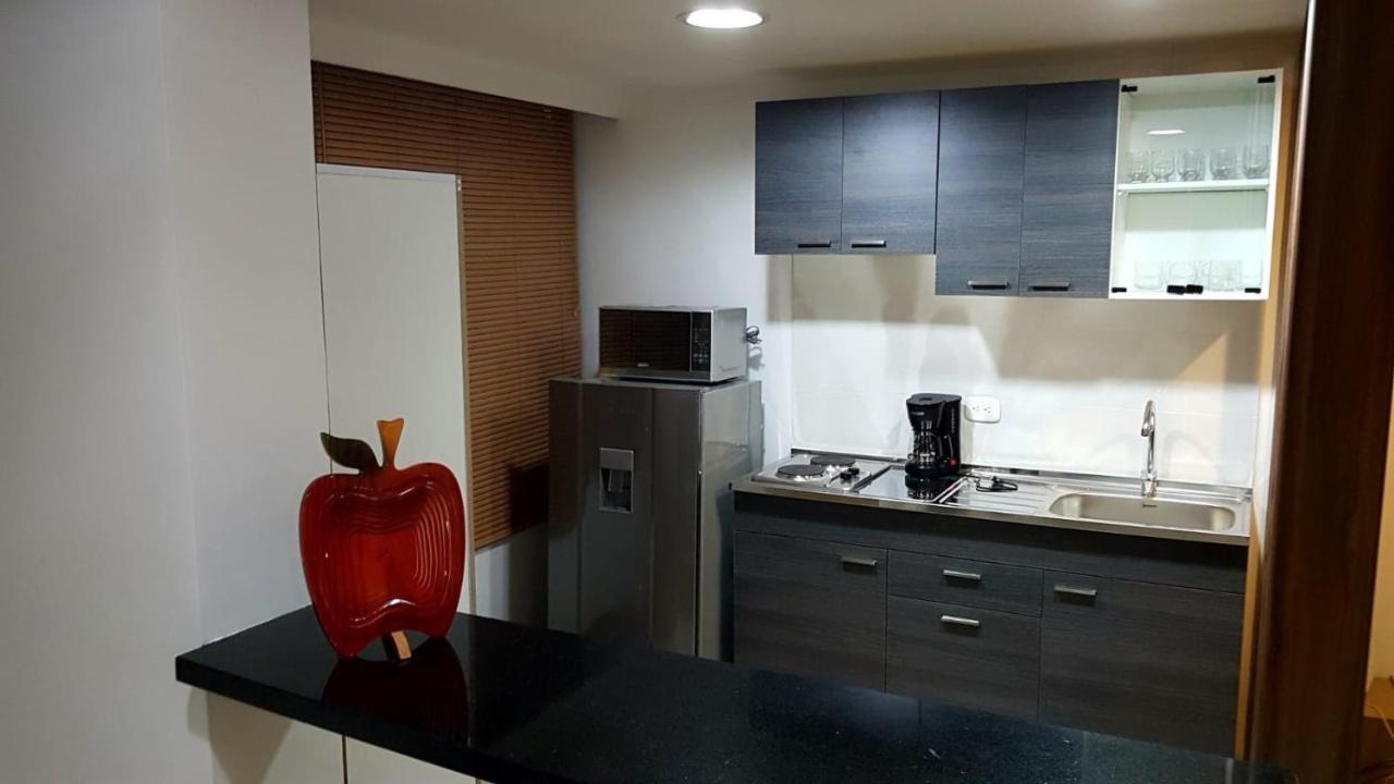 Apartamento Parque Virrey Bogota Ngoại thất bức ảnh